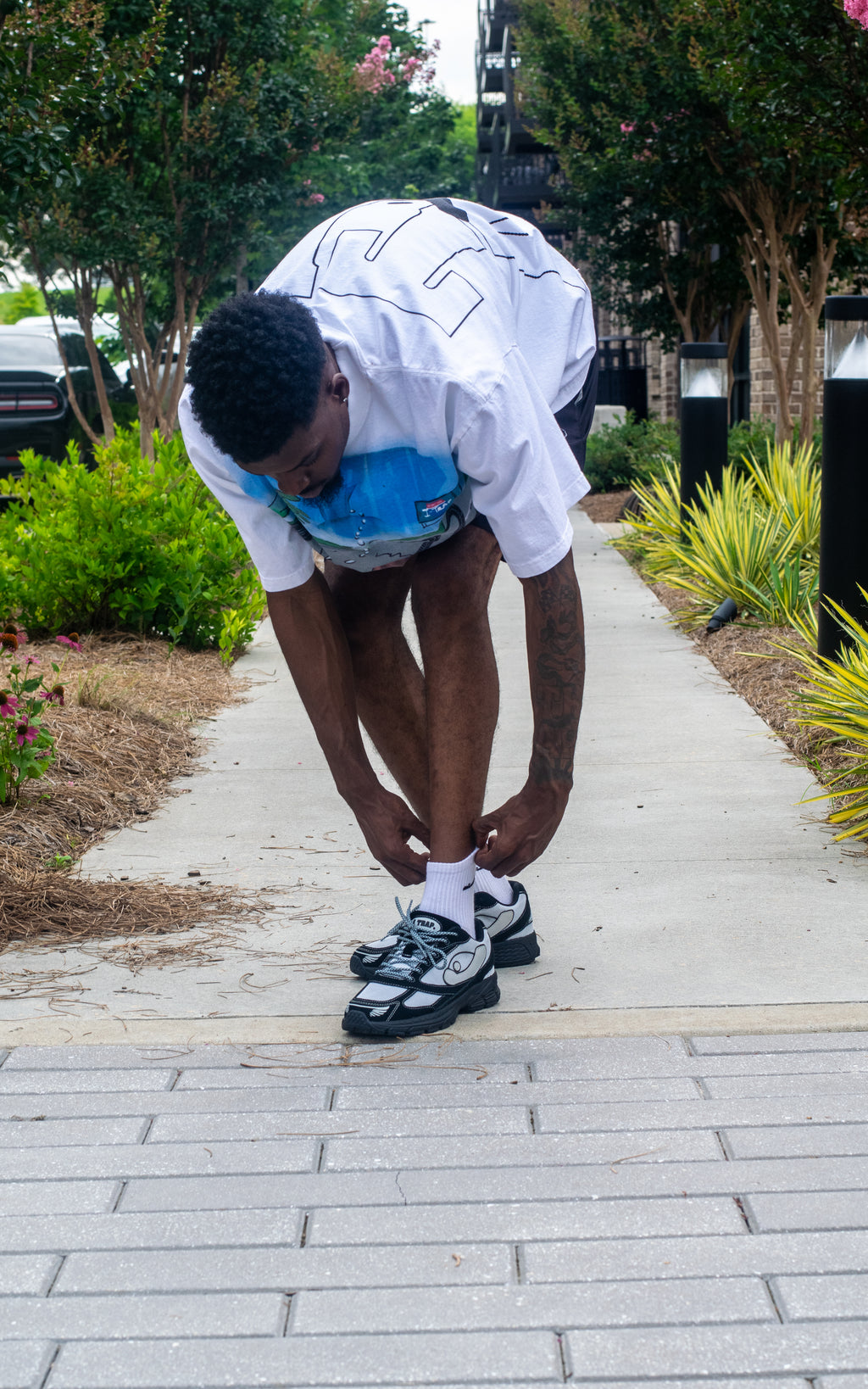 “V2” Runnas (PRE-ORDER)