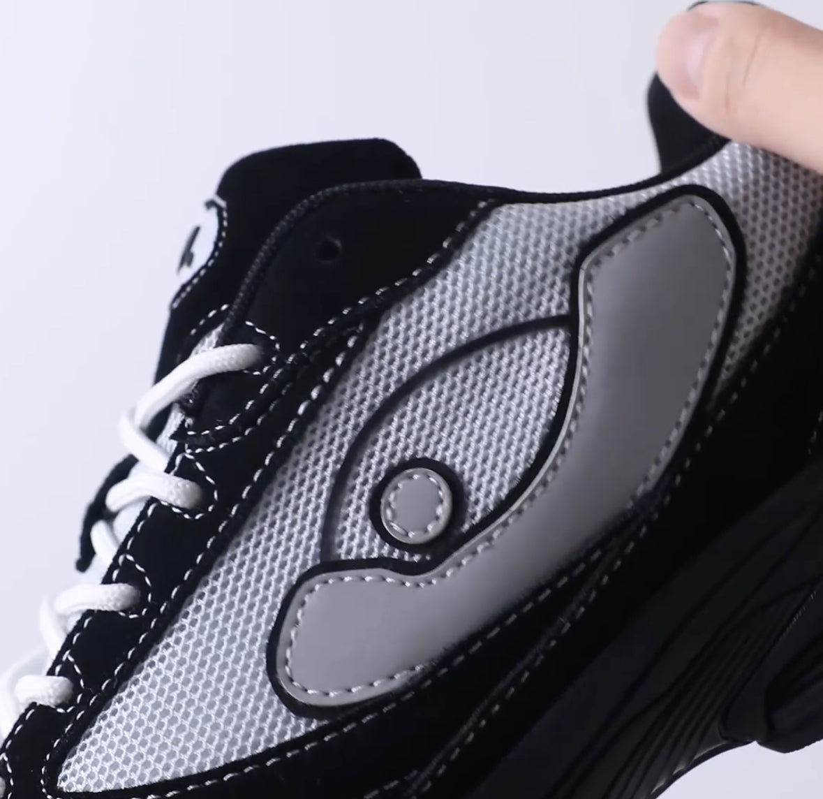 “V2” Runnas (LIMITED PRE-ORDER)